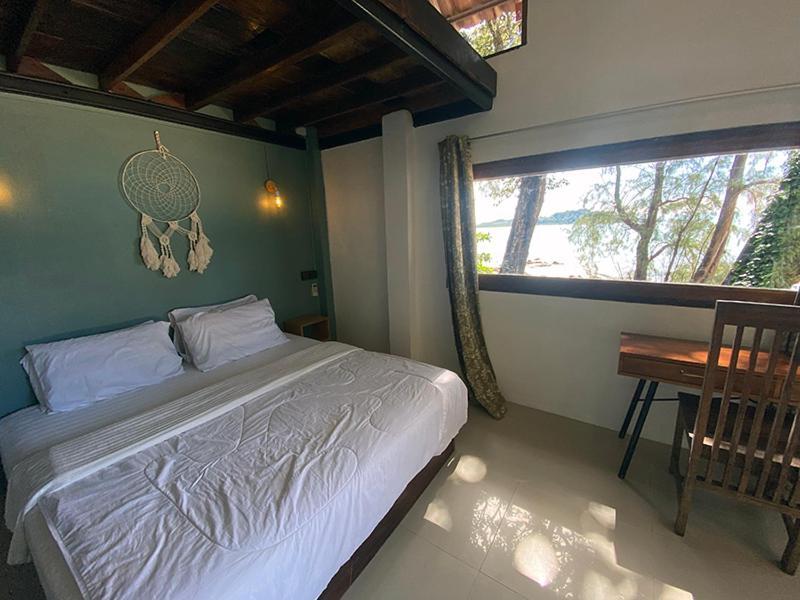 Chomjan Resort Koh Phayam Luaran gambar