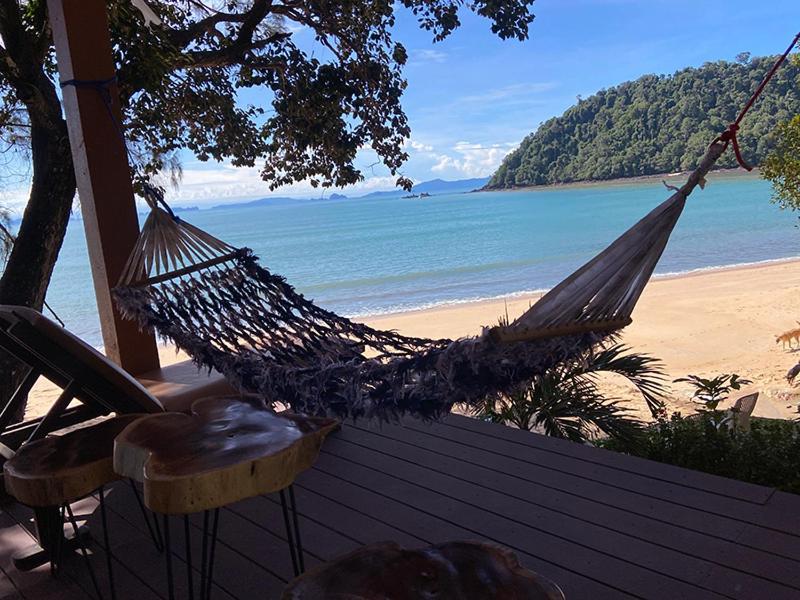 Chomjan Resort Koh Phayam Luaran gambar