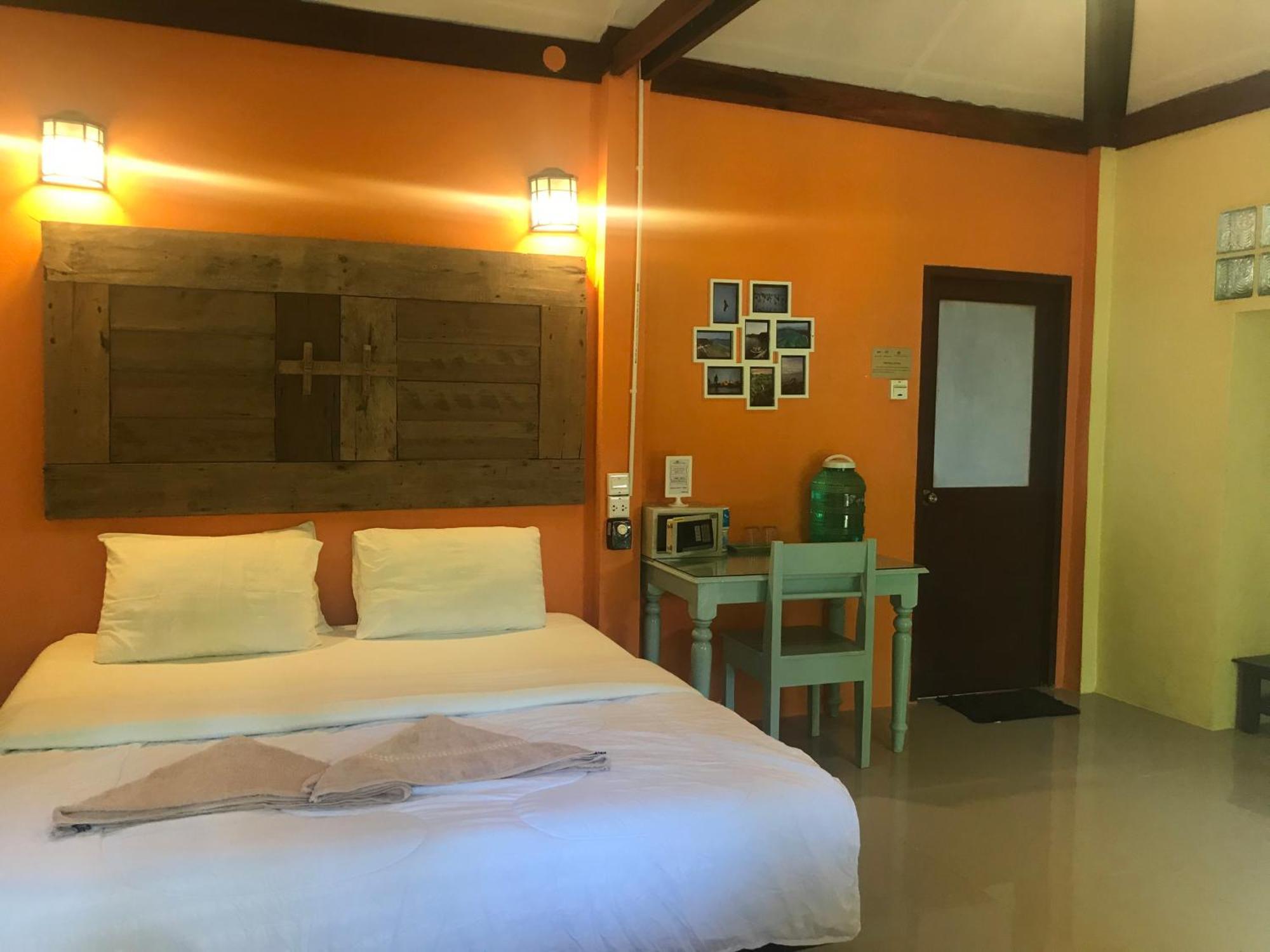 Chomjan Resort Koh Phayam Luaran gambar