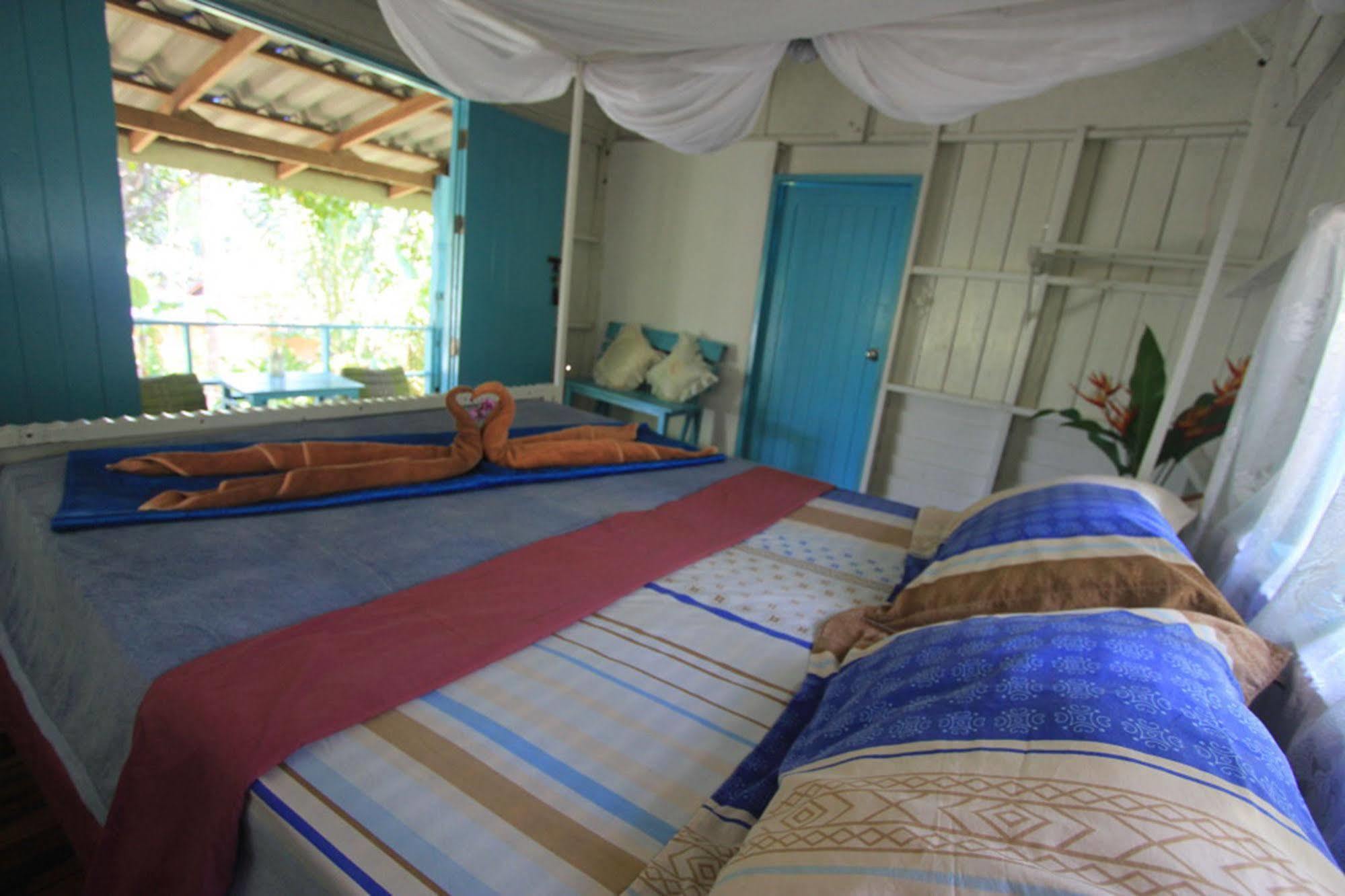 Chomjan Resort Koh Phayam Luaran gambar